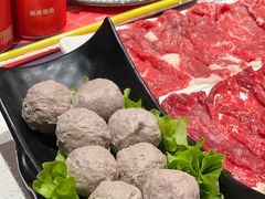 手捶生牛肉丸-牛村来人潮汕牛肉火锅(西单店)