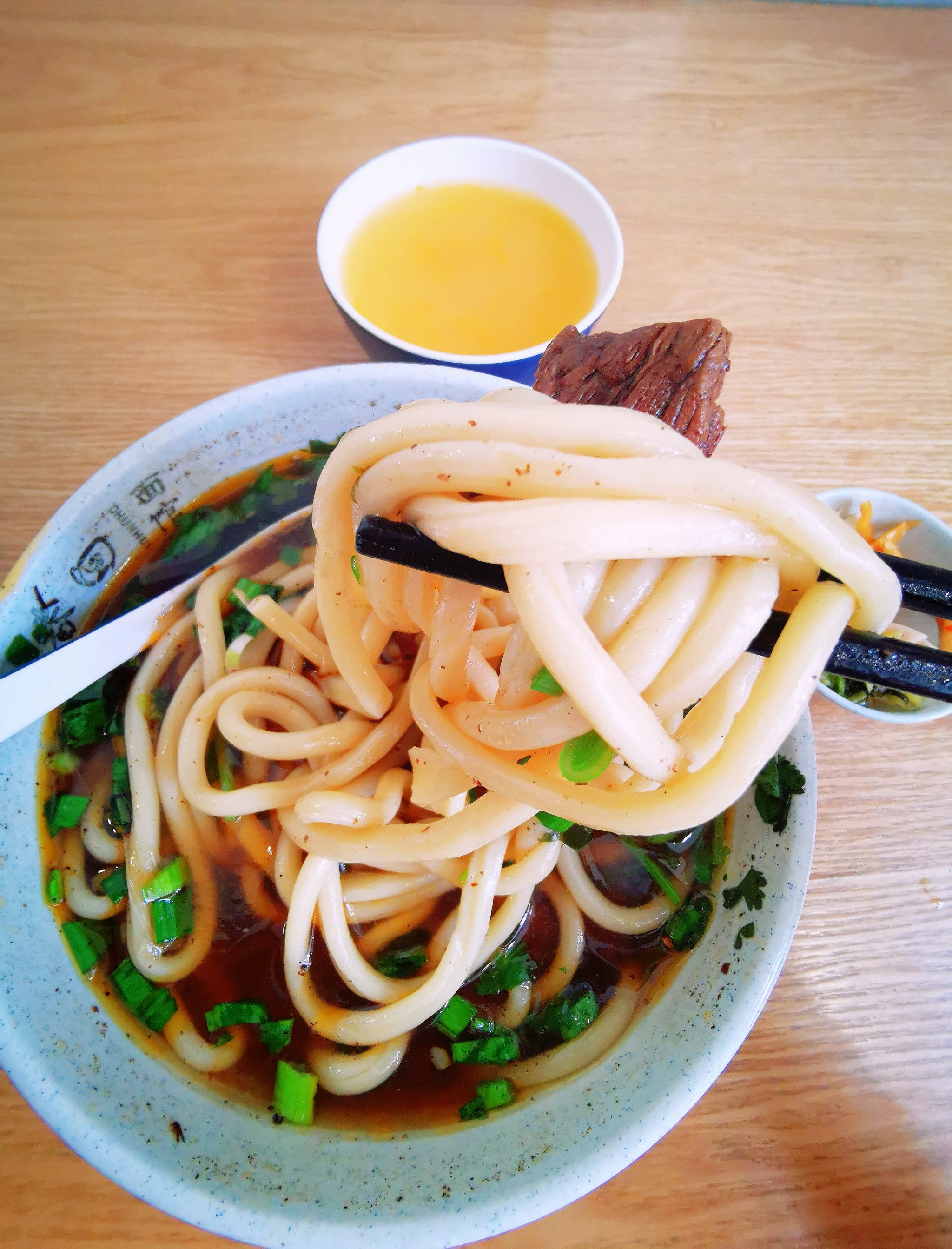 会有人一根一根嗦面🍜吗