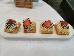 -东豪园林海鲜酒家(南港路辅路店)