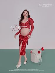 点击看大图 -十孕纪高端孕妇亲子摄影
