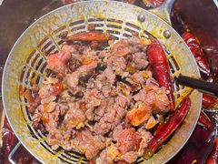 -来龍儿鲜切牛肉自助老火锅