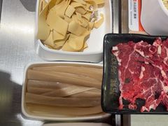 -宴全牛粤来越牛潮汕鲜牛肉火锅(海州万达广场店)