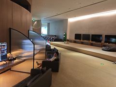 -涨巢·潮玩水疗局