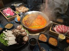 -湊湊火锅·茶憩(打浦桥日月光店)