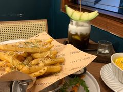 -Mark&Mars Restaurant