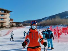 -中旅松花湖滑雪场