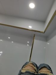 -苗医生专业祛痘·皮肤管理