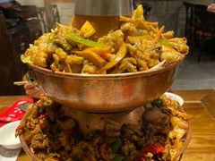 -沪小二铜炉蛙锅(苏州中心星悦汇店)