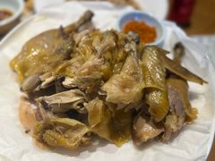 -头上红煨盐鸡·非遗院子餐厅