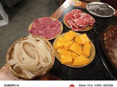 -苟味道老火锅(黄桷坪店)