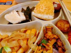 -素满香·全民食养自助(长宁龙之梦店)