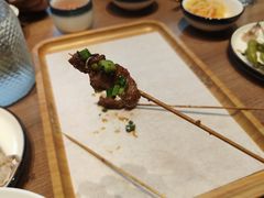 -街角等你.大连海鲜烧烤.经典铁板海鲜串(西安路店)