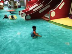 -涨巢·潮玩水疗局