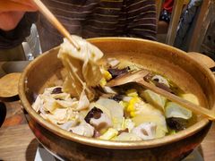 -毛肚向右·川渝毛肚王(经开永旺店)