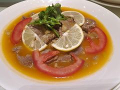 当红酸汤煮肥牛-半岛太子酒家(海港城店)