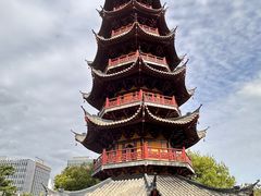 -龙华寺