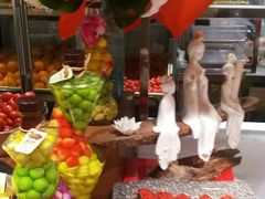 -领鲜活海鲜榴莲自助火锅(东门店)