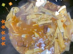 -锅来乐地锅鸡(安亭店)