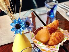 -YUE·6·西式融合餐厅(外滩六号店)
