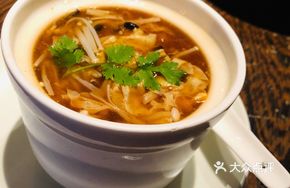 Surfing Jiaodong Seafood Soup