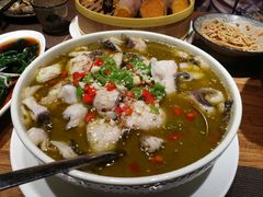 沸腾鱼片-丹江渔村(首都机场店)