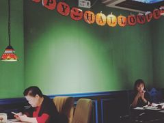 卡座-哥老官重庆美蛙鱼头(宝山龙湖店)