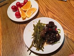 -黄泥岗·地道湖北菜(奥特莱斯店)