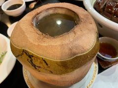 椰青鸡炖翅-东江海鲜酒家(艺都分店)