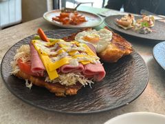 黑椒牛肉煎蛋可颂-villaa·别墅·融合菜西餐厅