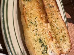 -玛格萝妮(汇智国际商业中心店)