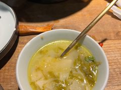 -九锅一堂酸菜鱼(万达广场店)