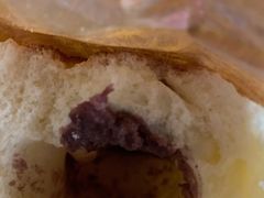 菠萝豆沙包-Caidie Bakery采蝶轩(百越店)