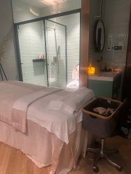 -花隐·美芙炫海菲秀皮肤管理中心