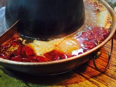 鸳鸯碳锅-东镇老火锅(长春路首店)