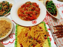 -肥肥虾庄·金牌油焖大虾(杨园滨江时代walk店)