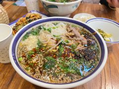 -云阿蛮云南生烫牛肉米线(奉贤路店)