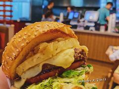 -The Habit Burger Grill 哈比特汉堡(爱琴海店)