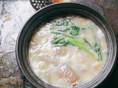-有一锅·野生菌黑山羊腊排骨火锅(古城北门店)