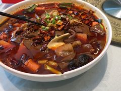 -鑫巴蜀小镇 · 水煮鱼专研店(玉桥店)