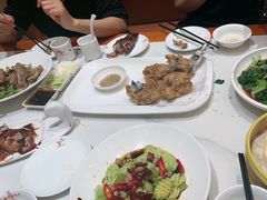 -梅利汴京烤鸭•开封豫菜地标店(铁北街店)