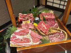 -山川小町·极番烧肉(新地假日广场店)
