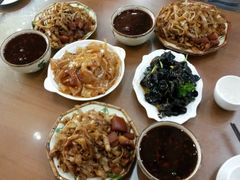 团的焖饼，粥，凉菜-葛记焖饼(伏牛路店)