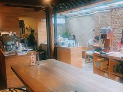 靠窗位-VOYAGE COFFEE(北锣鼓巷店)