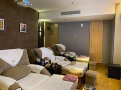 -金色印象·4K影院式足体养生(南坪桃源店)
