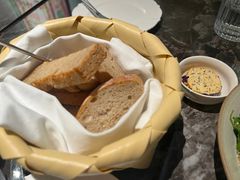 -LESCEDARS Brasserie Bistro香柏树
