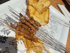 -撸啊撸铁签小肉(车站南路店)