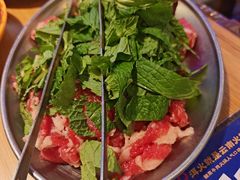 -洱火云南酸菜牛肉火锅(石景山当代商城店)