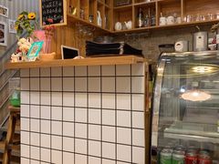 -Rabbit Cafe私房西餐甜点咖啡(栖霞路店)