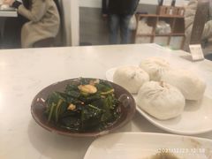 -李与白包子铺(桐梓林店)