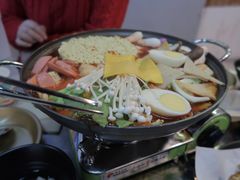 芝士满满部队火锅-Meet Sun韩式大排档(五一广场7MALL店)